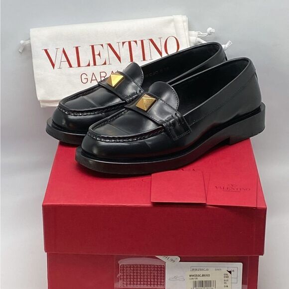 Valentino Garavani Roman Stud Loafers size 36 - Picture 11 of 13